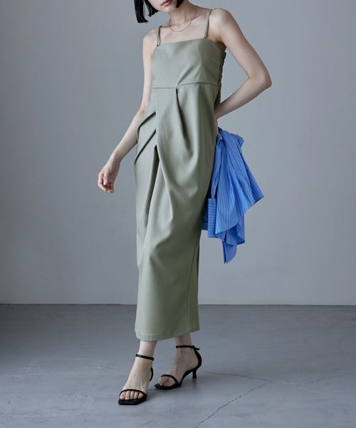 etoll.（エトル）の「タックドレープキャミソールワンピ（ワンピース・レディース・ブラック/アイボリー/グレー・M）」の8枚目の写真