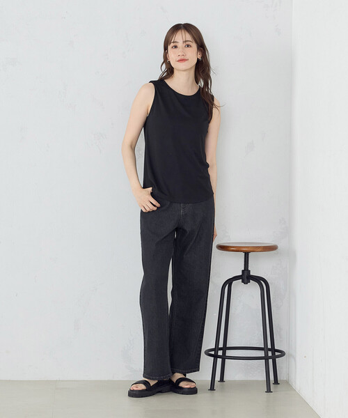 COMME CA MODELS(コムサモデルズ)の「デニム ベーシックストレートパンツ(デニムパンツ・レディース・インディゴブルー/ブラック・X-SMALL/SMALL/MEDIUM/LARGE/X-LARGE)」の4枚目の写真