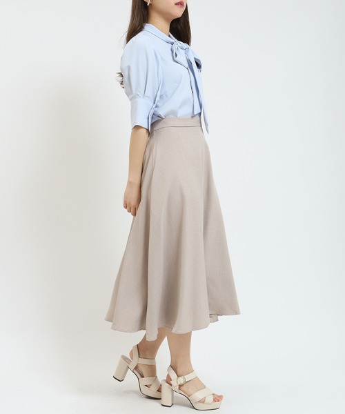 ASTORIA ODIER（アストリアオディール）の「とろみボウタイブラウス（シャツ/ブラウス・レディース・ピンクベージュ/サックスブルー/ホワイト/カーキ・MEDIUM）」の9枚目の写真