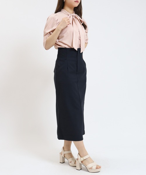 ASTORIA ODIER（アストリアオディール）の「とろみボウタイブラウス（シャツ/ブラウス・レディース・ピンクベージュ/サックスブルー/ホワイト/カーキ・MEDIUM）」の20枚目の写真