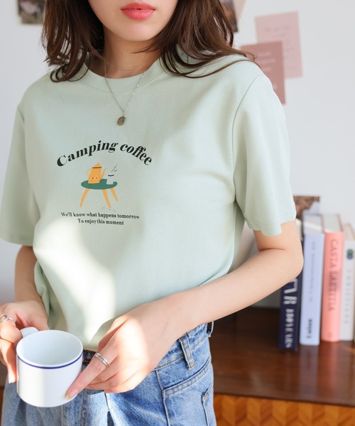 Girly Doll(ガーリードール)の「イラストロゴプリントTシャツ(Tシャツ/カットソー・レディース・グレー/ピンク/グリーン/ベージュ/ホワイト・F)」の4枚目の写真
