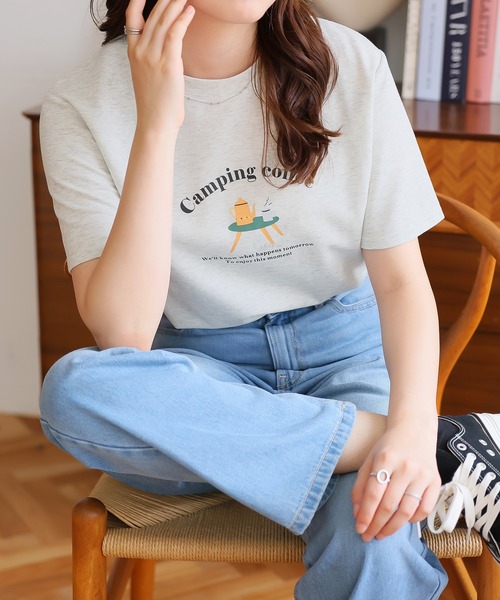 Girly Doll(ガーリードール)の「イラストロゴプリントTシャツ(Tシャツ/カットソー・レディース・グレー/ピンク/グリーン/ベージュ/ホワイト・F)」の9枚目の写真