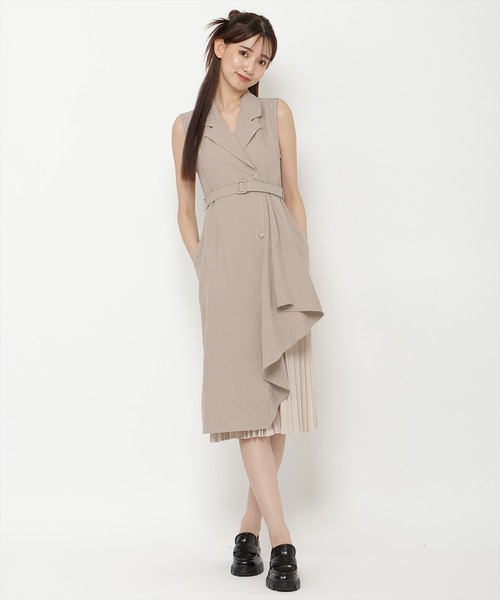 REDYAZEL（レディアゼル）の「ノースリーブサイドプリーツワンピース（ワンピース・レディース・ブルー/グレー/グリーン/ベージュ・SMALL/MEDIUM）」の3枚目の写真