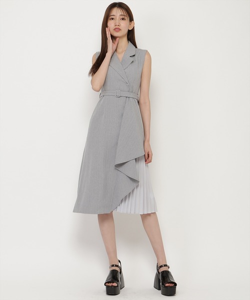 REDYAZEL（レディアゼル）の「ノースリーブサイドプリーツワンピース（ワンピース・レディース・ブルー/グレー/グリーン/ベージュ・SMALL/MEDIUM）」の21枚目の写真