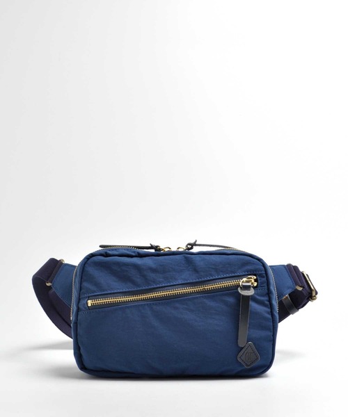 CLEDRAN（クレドラン）の「CL3710 LUMI FRONT ZIP BODY BAG