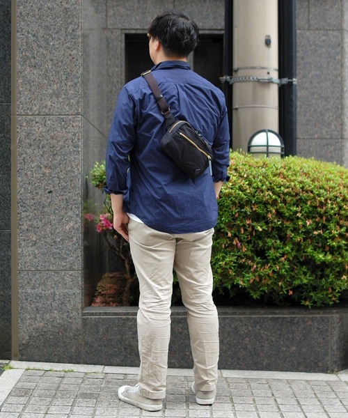 CLEDRAN(クレドラン)の「CL3710 LUMI FRONT ZIP BODY BAG ナイロンボディバッグ(ボディバッグ/ウエストポーチ・レディース・カーキ/ブラック/ネイビー/オリーブ・FREE)」の7枚目の写真