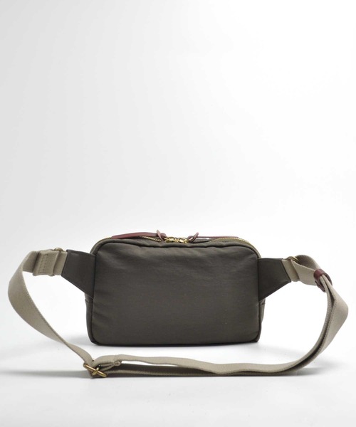 CLEDRAN(クレドラン)の「CL3710 LUMI FRONT ZIP BODY BAG ナイロンボディバッグ(ボディバッグ/ウエストポーチ・レディース・カーキ/ブラック/ネイビー/オリーブ・FREE)」の9枚目の写真