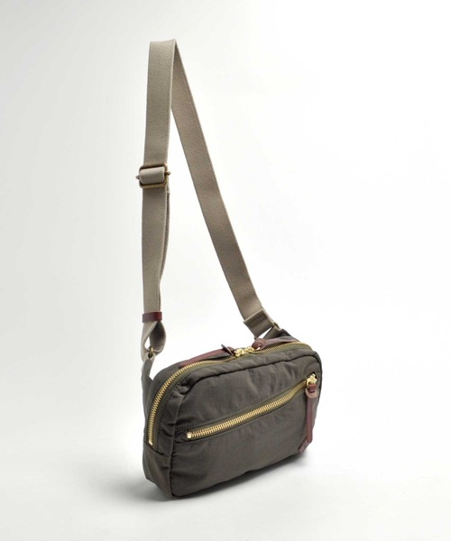 CLEDRAN(クレドラン)の「CL3710 LUMI FRONT ZIP BODY BAG ナイロンボディバッグ(ボディバッグ/ウエストポーチ・レディース・カーキ/ブラック/ネイビー/オリーブ・FREE)」の11枚目の写真