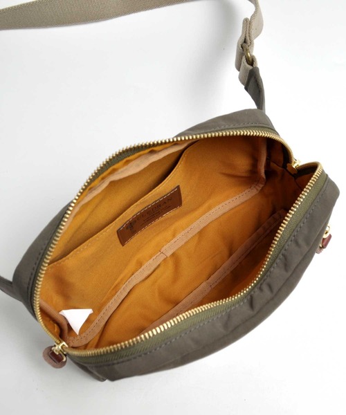 CLEDRAN(クレドラン)の「CL3710 LUMI FRONT ZIP BODY BAG ナイロンボディバッグ(ボディバッグ/ウエストポーチ・レディース・カーキ/ブラック/ネイビー/オリーブ・FREE)」の12枚目の写真