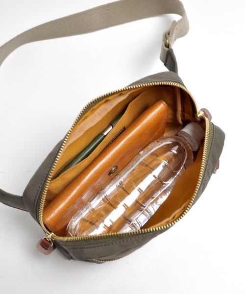 CLEDRAN(クレドラン)の「CL3710 LUMI FRONT ZIP BODY BAG ナイロンボディバッグ(ボディバッグ/ウエストポーチ・レディース・カーキ/ブラック/ネイビー/オリーブ・FREE)」の14枚目の写真