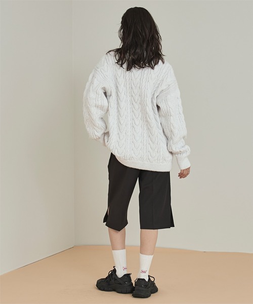 miette(ミエット)の「オーバーサイズケーブル編みニット(ニット/セーター・レディース・ブルー系その他/ホワイト系その他・FREE)」の11枚目の写真