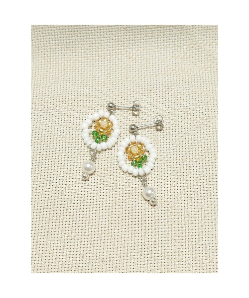 tone（トーン）の「【SunnyBOX】カメオ風ビーズピアス(MA)（ピアス（両耳用）・レディース・ピンク/イエロー/ブルー・FREE）」の3枚目の写真