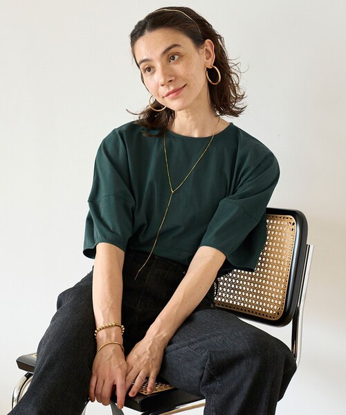 UNFILO（アンフィーロ）の「ランタンスリーブ Tシャツ（Tシャツ/カットソー・レディース・黄土色系/ブラック系/ダークグリーン系/ホワイト系・SMALL/MEDIUM）」の18枚目の写真