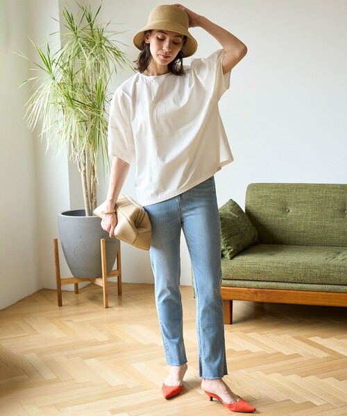 UNFILO（アンフィーロ）の「ランタンスリーブ Tシャツ（Tシャツ/カットソー・レディース・黄土色系/ブラック系/ダークグリーン系/ホワイト系・SMALL/MEDIUM）」の6枚目の写真