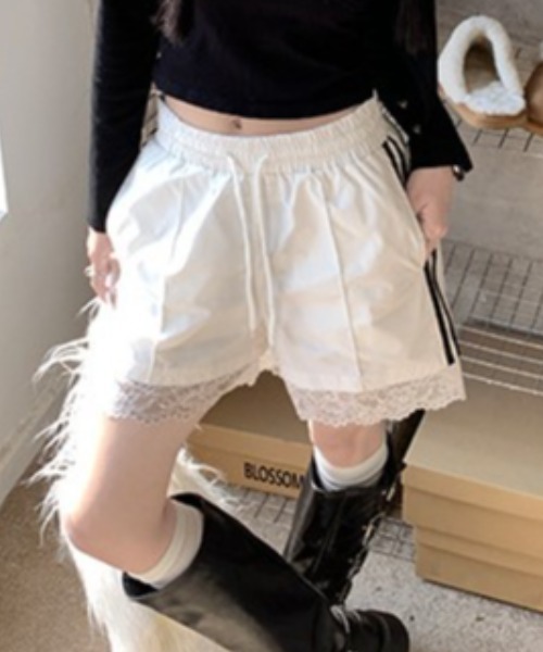 【THEAIRTOWN】レース ポイント かぼちゃ ショートパンツ♡ レース＆サイドライン ショートパンツ（その他パンツ）｜Vipoa