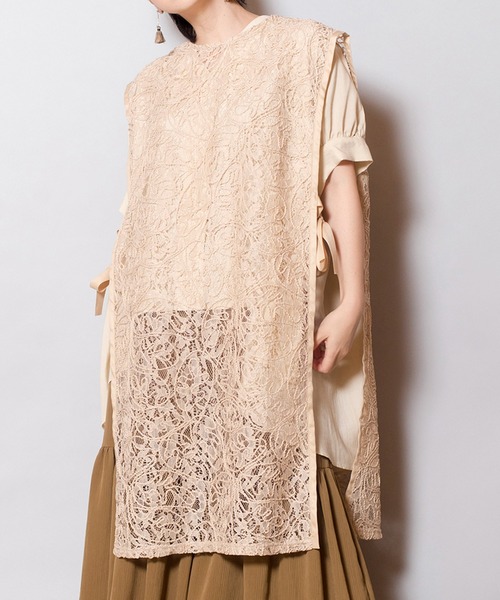 OSMOSIS（オズモーシス）の「サイドリボンレースベスト（ベスト・レディース・ベージュ/ブラック/アイボリー・ONE SIZE）」の3枚目の写真