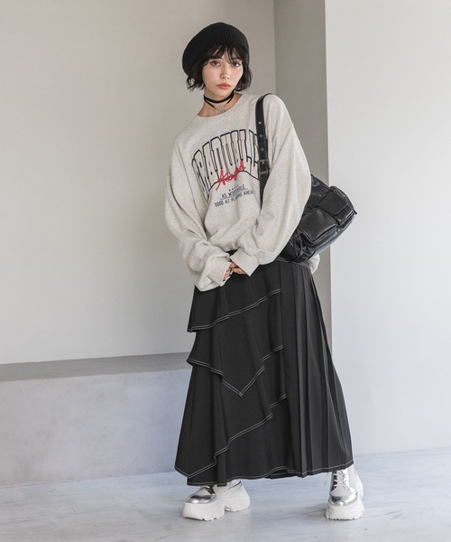 PAGEBOY（ページボーイ）の「3Dシシュウカレッジスウェット