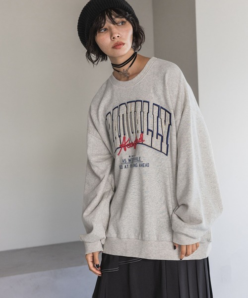 PAGEBOY（ページボーイ）の「3Dシシュウカレッジスウェット