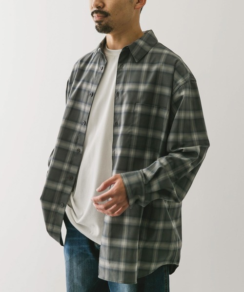 URBAN RESEARCH DOORS(アーバンリサーチドアーズ)の「『吸水速乾』セオアルファオンブレチェックシャツ(シャツ/ブラウス・メンズ・ブラック系その他/グレー系その他・MEDIUM/LARGE)」の20枚目の写真
