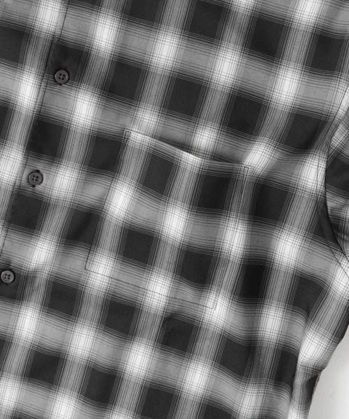 URBAN RESEARCH DOORS(アーバンリサーチドアーズ)の「『吸水速乾』セオアルファオンブレチェックシャツ(シャツ/ブラウス・メンズ・ブラック系その他/グレー系その他・MEDIUM/LARGE)」の11枚目の写真