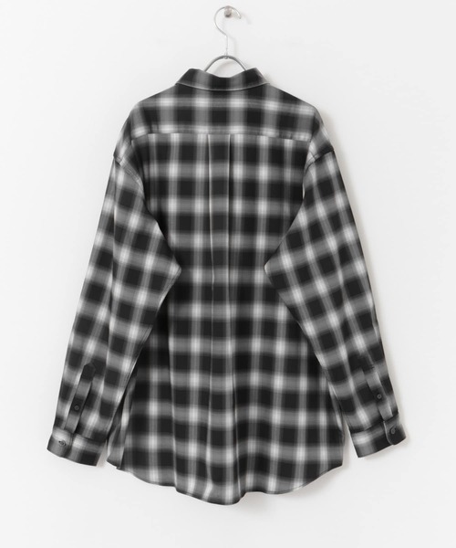 URBAN RESEARCH DOORS(アーバンリサーチドアーズ)の「『吸水速乾』セオアルファオンブレチェックシャツ(シャツ/ブラウス・メンズ・ブラック系その他/グレー系その他・MEDIUM/LARGE)」の12枚目の写真