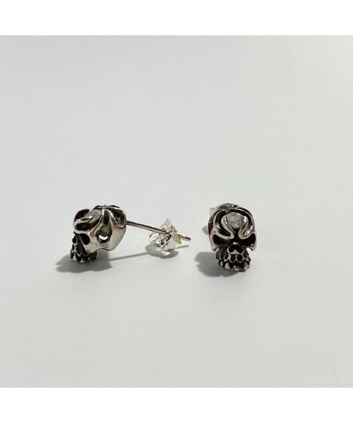 tone(トーン)の「【Laugh】skull / pierce (MA)(ピアス(両耳用)・レディース・シルバー・FREE)」の4枚目の写真