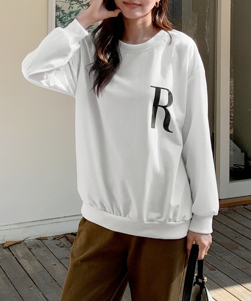 SHEPP(シープ)の「ワンポイント アルファベット クルースウェット(スウェット・レディース・ブラック/ホワイト・XL/M/L/2XL)」の2枚目の写真