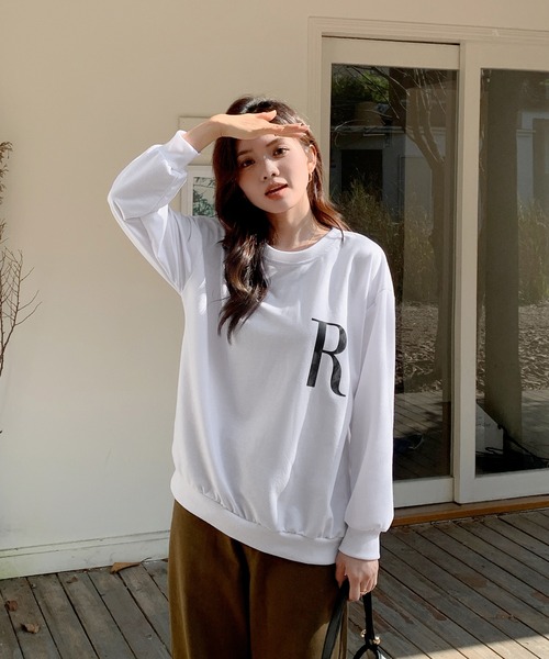 SHEPP(シープ)の「ワンポイント アルファベット クルースウェット(スウェット・レディース・ブラック/ホワイト・XL/M/L/2XL)」の6枚目の写真