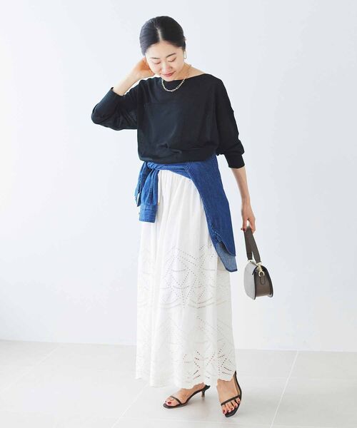 le.coeur blanc(ルクールブラン)の「シアーガーターキリカエプルオーバー(ニット/セーター・レディース・ブラック/ブルー/ベージュ・38)」の18枚目の写真