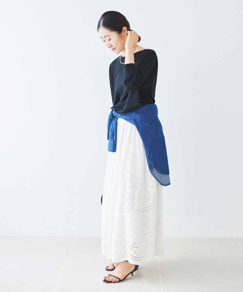 le.coeur blanc(ルクールブラン)の「シアーガーターキリカエプルオーバー(ニット/セーター・レディース・ブラック/ブルー/ベージュ・38)」の21枚目の写真