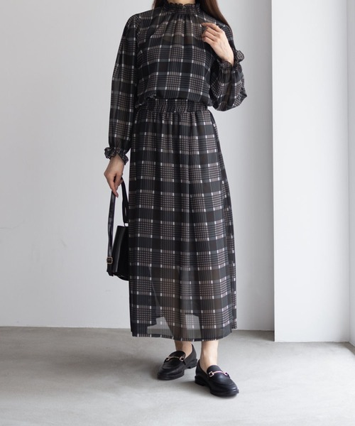 HusHusH(ハッシュアッシュ)の「HusHusH チェックプリントシフォンスカート(スカート・レディース・チャコールグレー/ベージュ・M/L)」の16枚目の写真