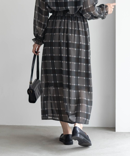 HusHusH(ハッシュアッシュ)の「HusHusH チェックプリントシフォンスカート(スカート・レディース・チャコールグレー/ベージュ・M/L)」の13枚目の写真