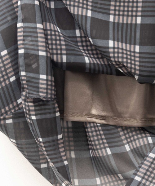 HusHusH(ハッシュアッシュ)の「HusHusH チェックプリントシフォンスカート(スカート・レディース・チャコールグレー/ベージュ・M/L)」の9枚目の写真