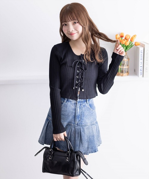 clear（クリア）の「フロントスピンドルワイドリブ長袖カットソートップス [肌見せコーデ 韓国コーデ]≪2024AW新作≫（Tシャツ/カットソー・レディース・チャコールグレー/ブラック/オフホワイト/カーキ/ブルーグレー・F）」の16枚目の写真