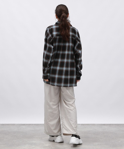 LAKOLE(ラコレ)の「コードライントラックパンツ/143838(その他パンツ・レディース・グレー/ブラック/アイボリー・FREE)」の21枚目の写真