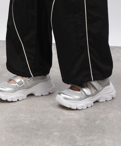 LAKOLE(ラコレ)の「コードライントラックパンツ/143838(その他パンツ・レディース・グレー/ブラック/アイボリー・FREE)」の12枚目の写真