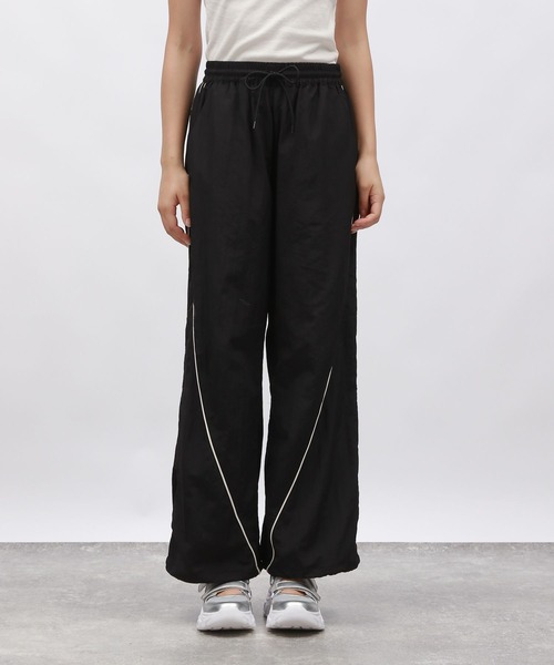 LAKOLE(ラコレ)の「コードライントラックパンツ/143838(その他パンツ・レディース・グレー/ブラック/アイボリー・FREE)」の11枚目の写真