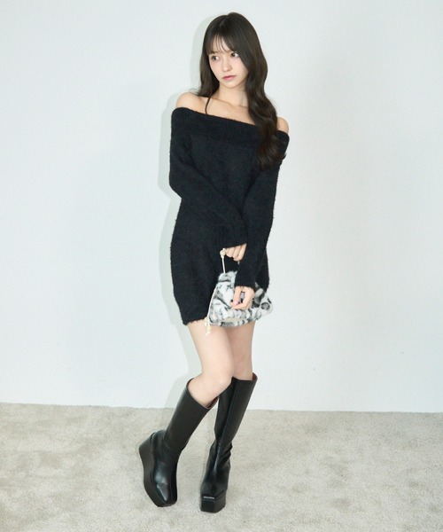 TITTY&CO.（ティティーアンドコー）の「シャギーオフショルミニワンピース（ワンピース・レディース・モカ/レッド/グレー/ブラック・FREE）」の13枚目の写真