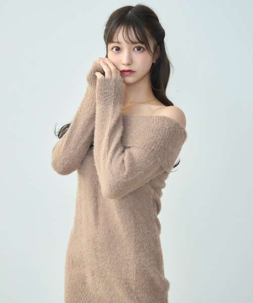 TITTY&CO.（ティティーアンドコー）の「シャギーオフショルミニワンピース（ワンピース・レディース・モカ/レッド/グレー/ブラック・FREE）」の19枚目の写真