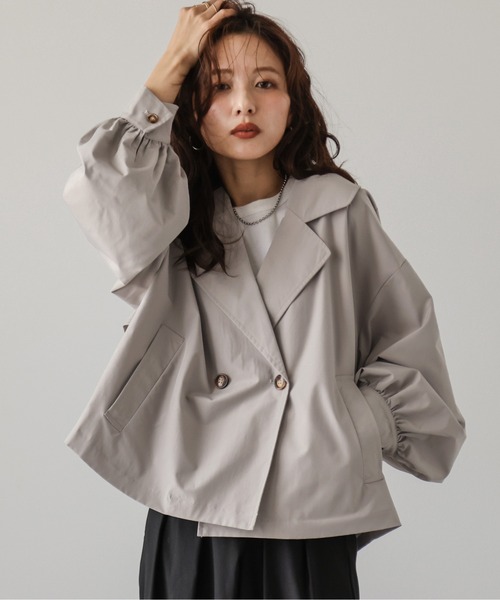 AMELY（エミリー）の「バックフリルテーラードブルゾン（ブルゾン・レディース・ベージュ系その他/グレイッシュベージュ/ブラック/ベージュ・フリー）」の4枚目の写真
