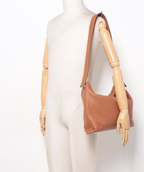 Punti. ハンドバッグ キャメルブラウン（ALMOND）未使用品 PUNTI / プンティ】GRAFT TOTE（ハンドバッグ）｜LE PHIL
