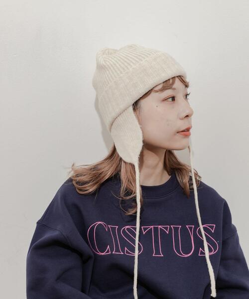SMELLY(スメリー)の「イヤーニットキャップ(ニットキャップ/ビーニー・レディース・グレー/ブラック/アイボリー・-)」の5枚目の写真