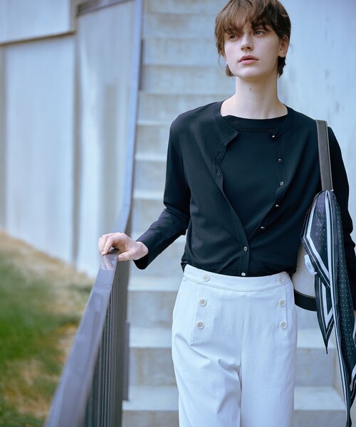 J.PRESS（ジェイプレス）の「スクエアドット 剣先 スカーフ（バンダナ/スカーフ・レディース・サックスブルー系5/ネイビー系5・F）」の7枚目の写真