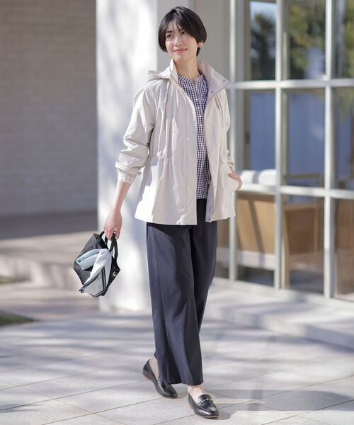 J.PRESS（ジェイプレス）の「スクエアドット 剣先 スカーフ（バンダナ/スカーフ・レディース・サックスブルー系5/ネイビー系5・F）」の11枚目の写真