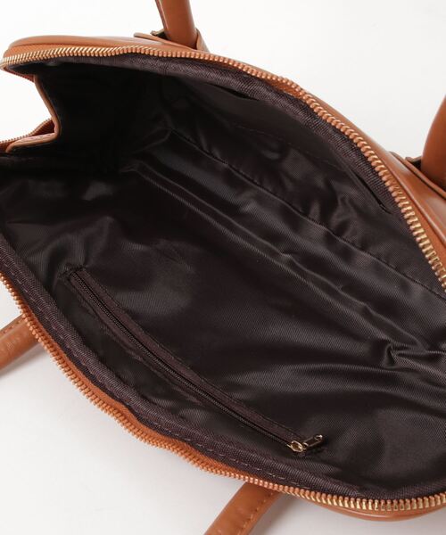 folka（フォルカ）の「3-11E106 横長　レトロ　長め　ショルダーバッグ ブラック　キャメル（ショルダーバッグ・レディース・キャメル/ブラック・ONESIZE）」の19枚目の写真