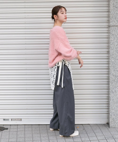 KBF（ケイビーエフ）の「シャギーVネックニット（ニット/セーター・レディース・アイボリー/ピンク/ダークブラウン・ONE）」の15枚目の写真