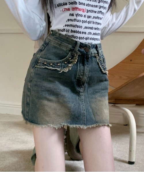 .KOM（ドットコム）の「『.KOM/ドットケーオーエム』ダメージデニムスカート【Y】【CN】（デニムスカート・レディース・インディゴブルー・M/S）」の3枚目の写真