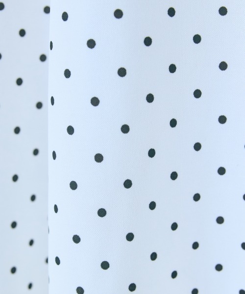 marun(マルン)の「<大きいサイズ>カットジャージーキャミワンピース marun(ワンピース・レディース・ブラック/ホワイト系/ブラック系・L/LL/3L/4L/5L)」の11枚目の写真