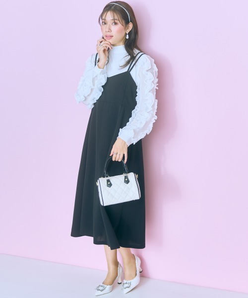 marun(マルン)の「<大きいサイズ>カットジャージーキャミワンピース marun(ワンピース・レディース・ブラック/ホワイト系/ブラック系・L/LL/3L/4L/5L)」の7枚目の写真