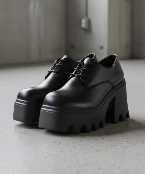 LOVEHUNTER(ラブハンター)の「LOVEHUNTER/+9.5cm 厚底 3ホールローカットシューズ(1697)(ドレスシューズ・レディース・ブラック系2/ブラック系1・S/M/L/LL)」の1枚目の写真